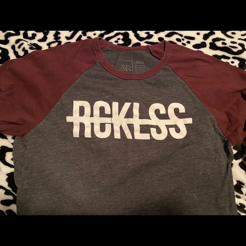 Quarter sleeve T-Shirt